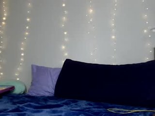 corolineclovr_and_kirkinator 