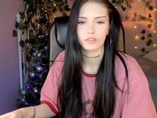 kelly__bunny beautiful cam babe has the ever-willing mens at her service, and she uses him for all he's good for