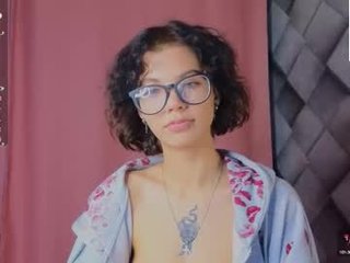 ameliasun1 cam babe enjoys the best massage in her life