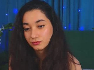 vickiehubbard ebony latina cam babe hotties play with their bodies on camera