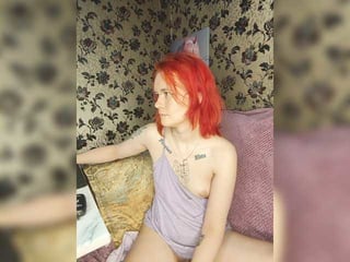 velvet-and-venom russian teen cam babe, her body craves a man's touch online