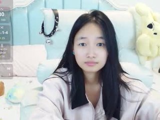 bulandell asian cam girl jerk off her hairy pussy