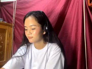 leighageier beautiful cam babe gets hard dicked in tight ass