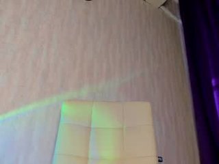 miss_kreez nude cam bitch enjoys hard live sex on camera