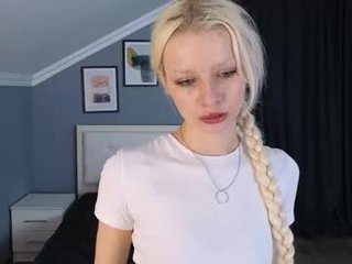 naomi_brif gorgeous cam model turned into rough sex anal whore