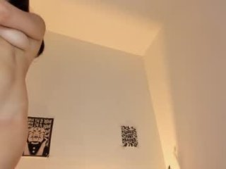 nala_saphir cam girl with big tits lets the huge dick deep inside her pussy