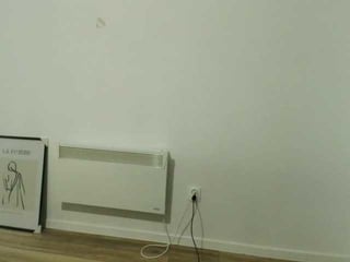 blondevelvet42 blonde cam babe in the chatroom offers her holes for banging