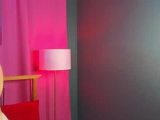 veronicaterry cute blonde cam girl gets her pussy banged very hard