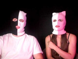 nik-luna brunette cam babe loves getting her cunt banged online