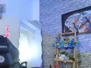 piedra_lunagp sex cam with a horny cute cam girl that's also incredibly naughty