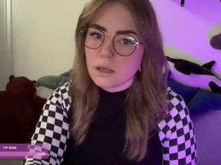 impumpkinbitch cam bitch with big tits online