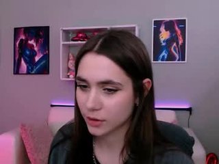 arielmell brunette cam babe loves getting her cunt banged online