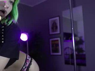 nyx_dolll horny cam girl loves takes a cock deep in her pussy