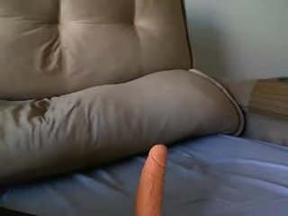 debbie7h english cam girl with hairy pussy wants showing dirty live sex