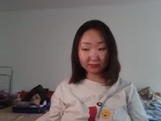 bea_angela asian cam girl showing big tits