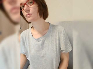 r-o-s-e-soffi depraved brunette cam girl presents her pussy sodomized