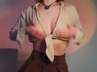 sweetside0fsin cute cam babe with an ohmibod slutting it up live on camera