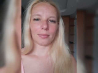 -nelya- depraved blonde cam girl presents her pussy drilled