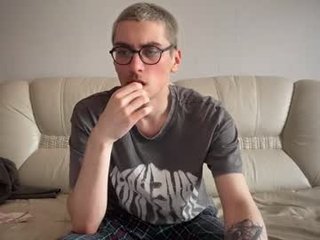leohoward99 cumshow with beautiful webcam couple online