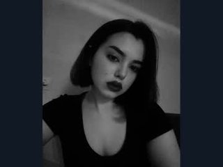 frosted_bloom sex cam with a horny cute cam girl that's also incredibly naughty