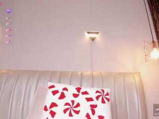 zuzu_sweet cam girl gets hairy pussy licked then sticked fucking hard online