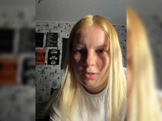 nikadele horny couple adores fucking online