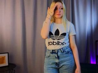 birgitfirman cam babe enjoys the best massage in her life