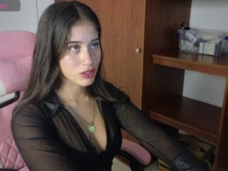 bella-rose latina cam girl loves cute first-timer fingers her juicy cam babe pussy online
