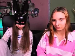 kitty_layy beautiful cam babe has the ever-willing mens at her service, and she uses him for all he's good for