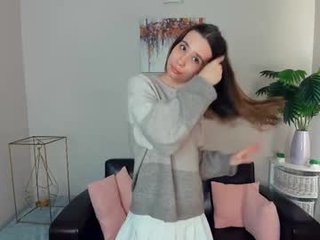 deloresschiller cam girl gets her ass hard fucked by her partner