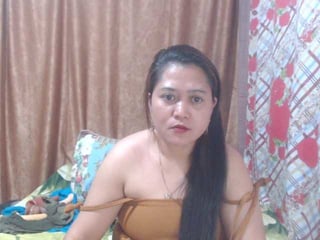 precious0088 asian brunette cam girl shows her pussy on camera