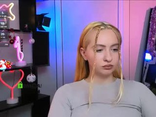 bella_blade horny couple adores fucking online