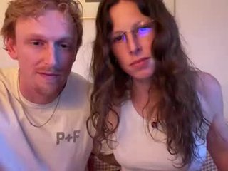 boats8 cam babe wants her pussy fucked hard on camera