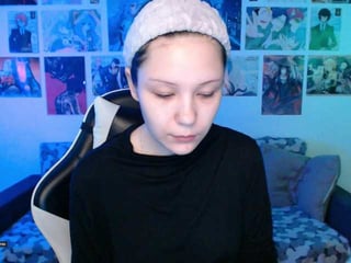hugo-min 