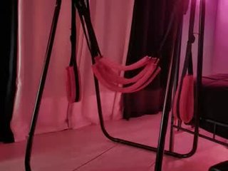 bellaskeykeeper ohmibod live show with cam milf in the chatroom