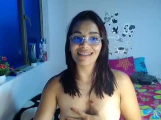 rossi_sexy latina cam girl wants an multiple orgasm from ohmibod in her pussy or asshole online