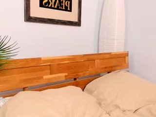 adelexx_zll cute cam girl with big tits pleasing her horny cunt