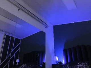 lorbeer_owo domina cam girl loves dirty live sex in the chatroom