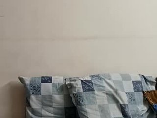 bodyandbrush cam babe with big tits in private live sex show
