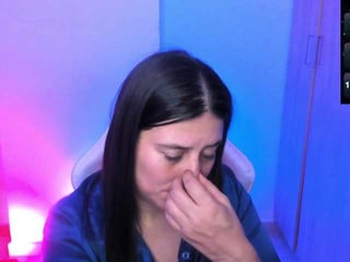 saskyaajohnson domina cam girl loves dirty live sex in the chatroom