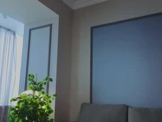 ryanduntley cam girl showing big tits and big ass