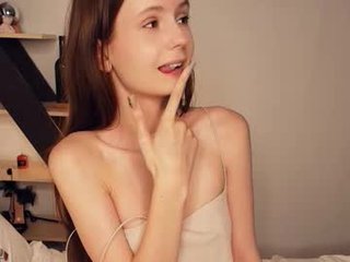 lilkiti nude cam bitch enjoys hard live sex on camera