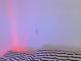 candelariia_ BBW cam girl enjoys deep dildo penetration on camera