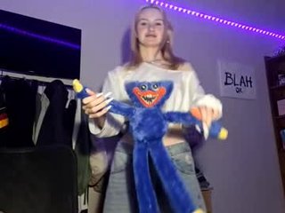 ilianamessersmith blonde cam girl enters world of BDSM fantasy, bondage, sexual submission and rough anal sex