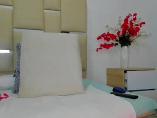 marianls01 cam girl gets the fucking of her life with our machines