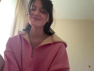 denitaaboud cute beauty cam girl gets a serious fucking