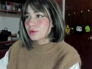 gaiadeniskas cam girl loves oiled ohmibod inserted in her tight pussy online