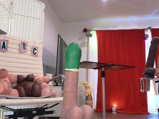 foglove69 depraved brunette cam girl presents her pussy sodomized