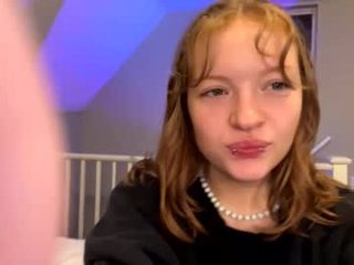 bibaby_ellie_ lesbian orgy live show for you online