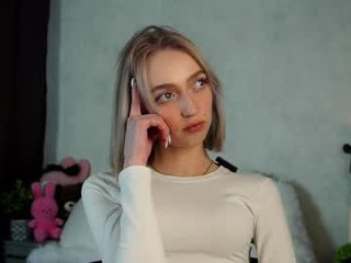 love_becomes_the_enemy cute cam girl enjoys ass penetration